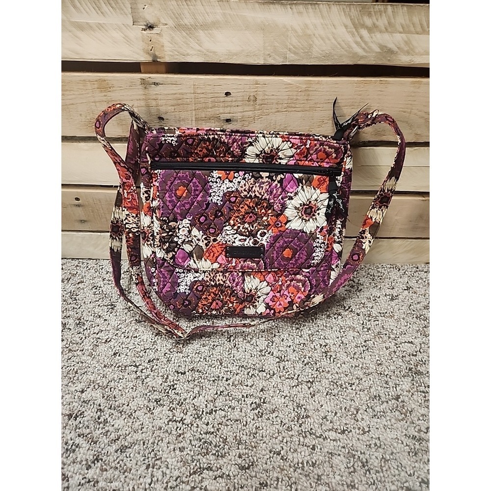 VERA BRADLEY Cross Body Purse - Zippered Bright Floral Multi-Pocket Bag